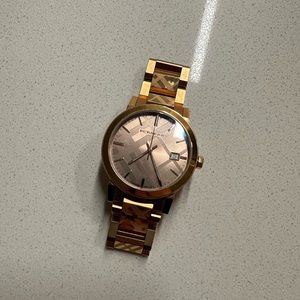 Burberry Rose Gold-Tone Dial Watch Stainless Steel
